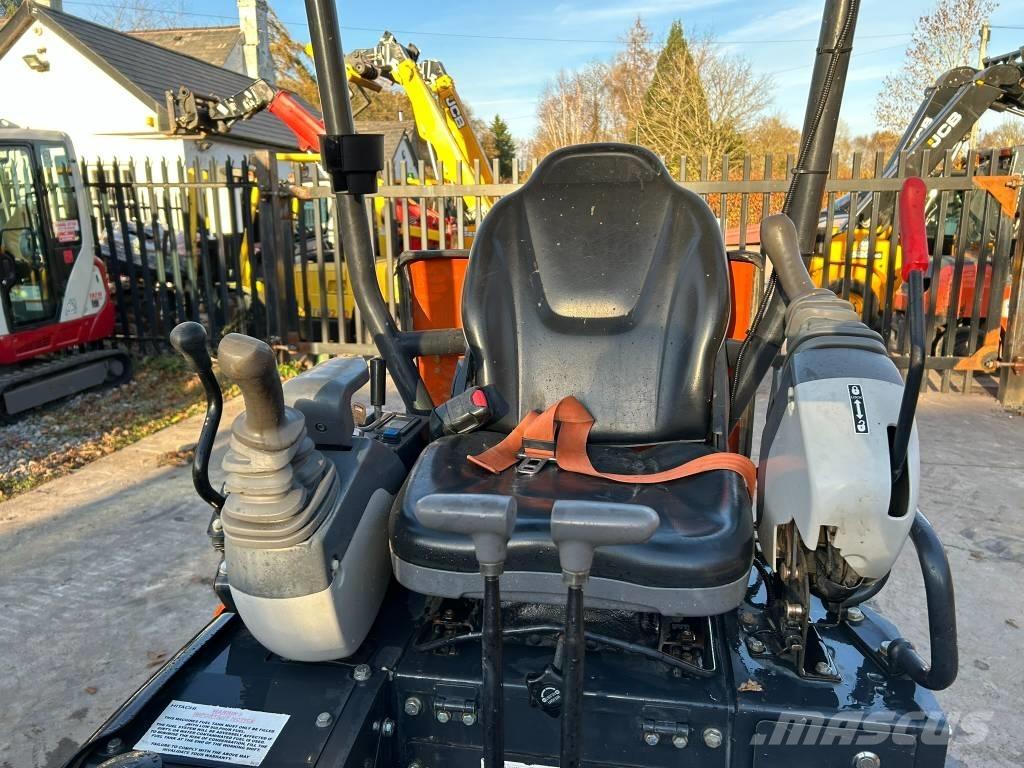 Hitachi ZX 19 U-6 Minikoparki