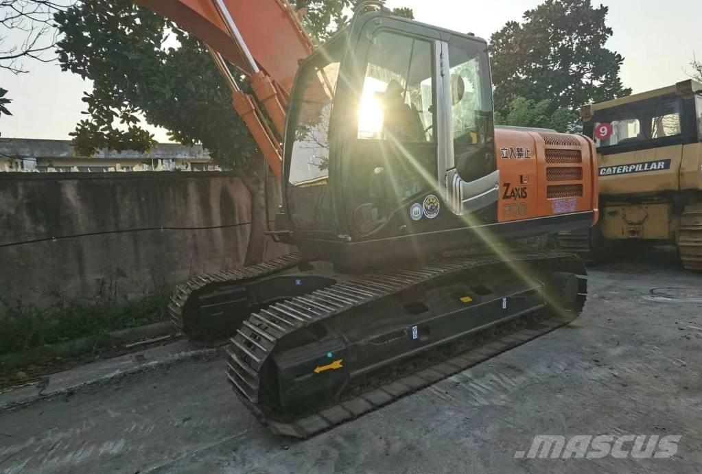 Hitachi ZX 200 Koparki gąsienicowe