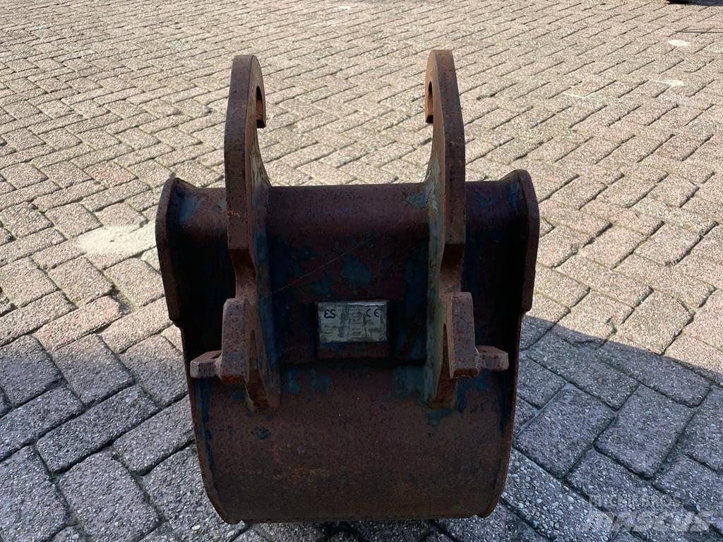 Eurosteel sleuvenbak Łyżki do ładowarek
