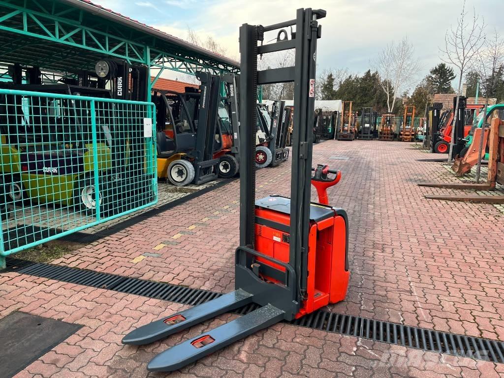 Linde L 14 V-3816 Samojezdne maszyny do załadunku
