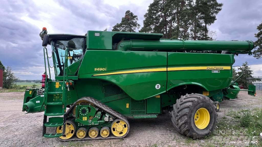 John Deere S 690 Kombajny zbożowe