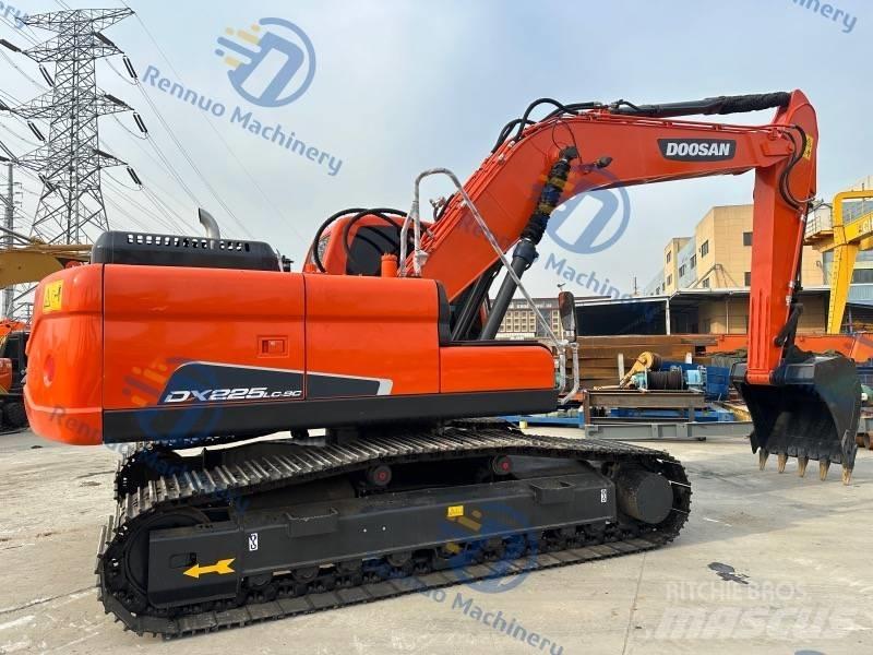 Doosan DX 225 LC-9C Koparki gąsienicowe