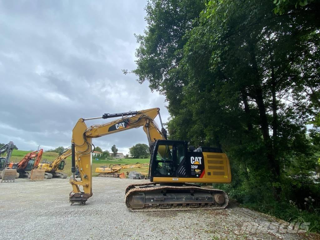 CAT 326 F Koparki gąsienicowe