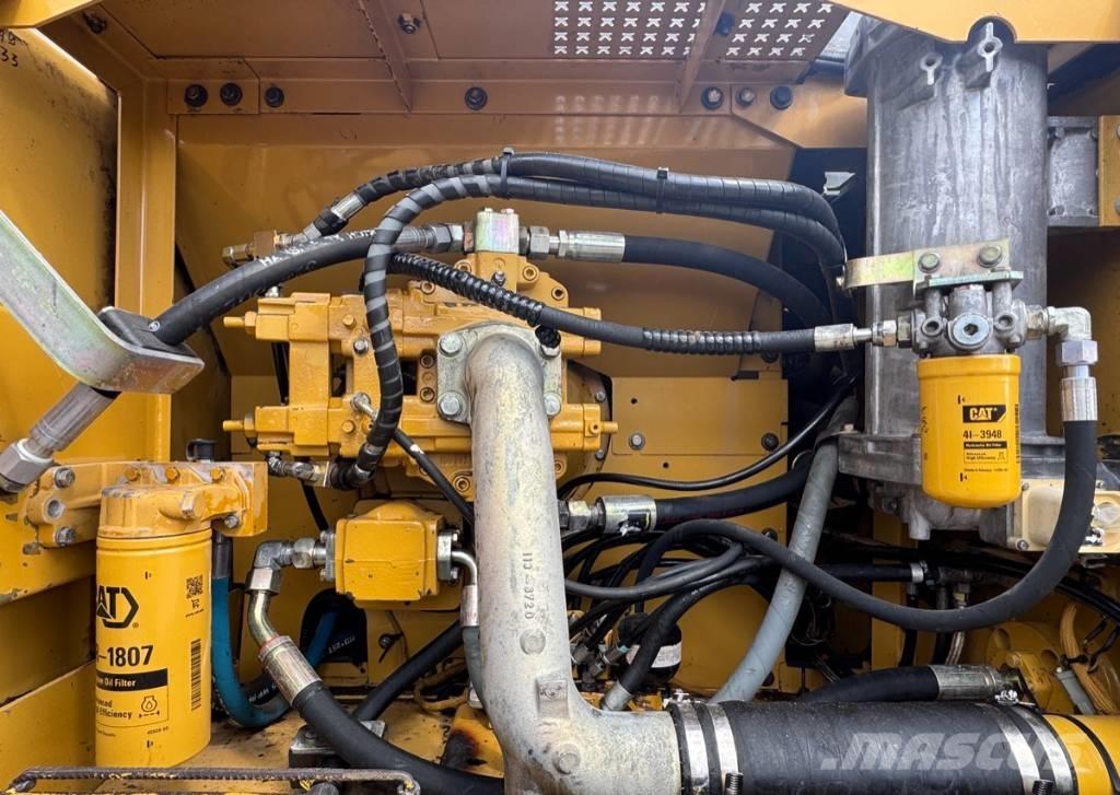 CAT 325 B LN Koparki gąsienicowe