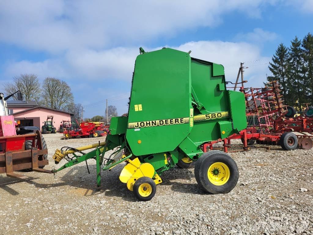 John Deere 580 Prasy zwijające