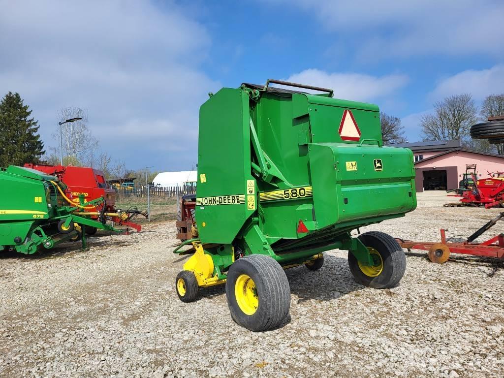 John Deere 580 Prasy zwijające
