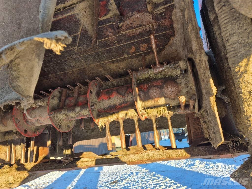 Kuhn Alterna 400 Kosiarki ze wstępną obróbka paszy