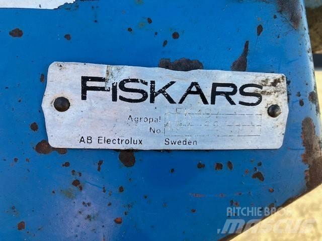 Fiskars FFK 497 Pługi obrotowe