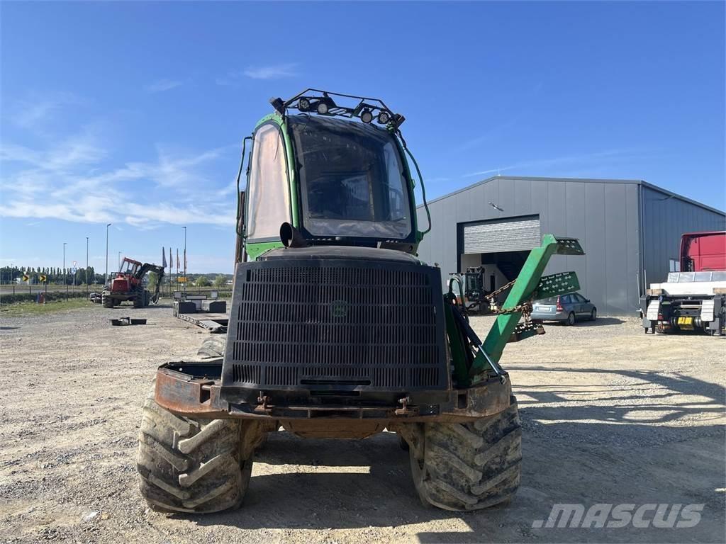 John Deere 1010E Harwestery