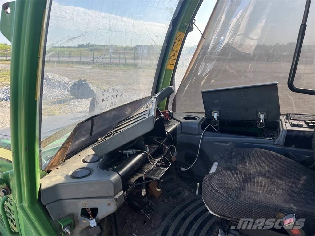 John Deere 1010E Harwestery