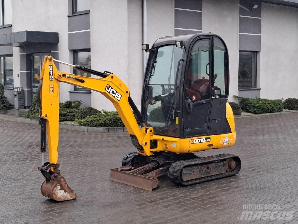 JCB 8018 CTS Minikoparki
