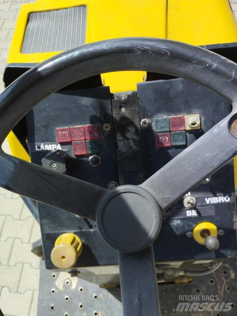 Wacker Neuson RD 15 Walce dwubębnowe