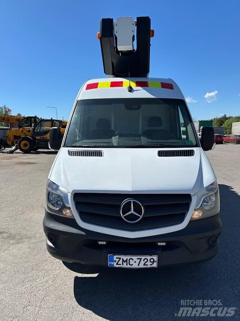 VERSALIFT VDT-170-F Podnośniki koszowe