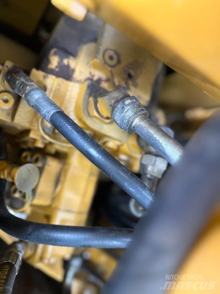 CAT 308C Koparki gąsienicowe
