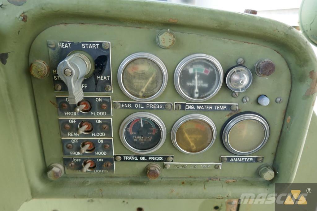 CAT D7F Ex-army Spycharki gąsienicowe