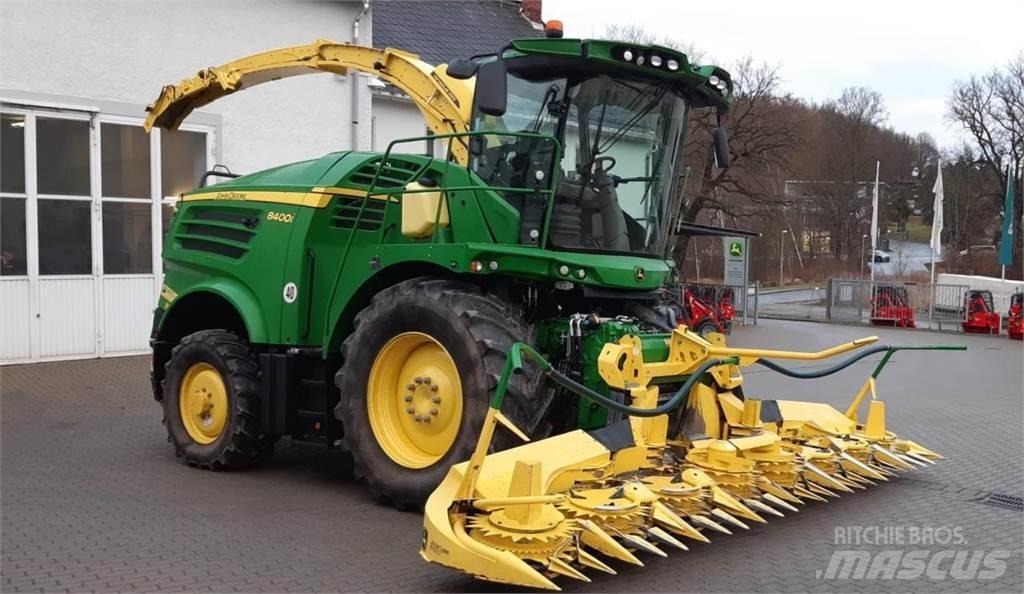 John Deere 8400i Sieczkarnie samojezdne