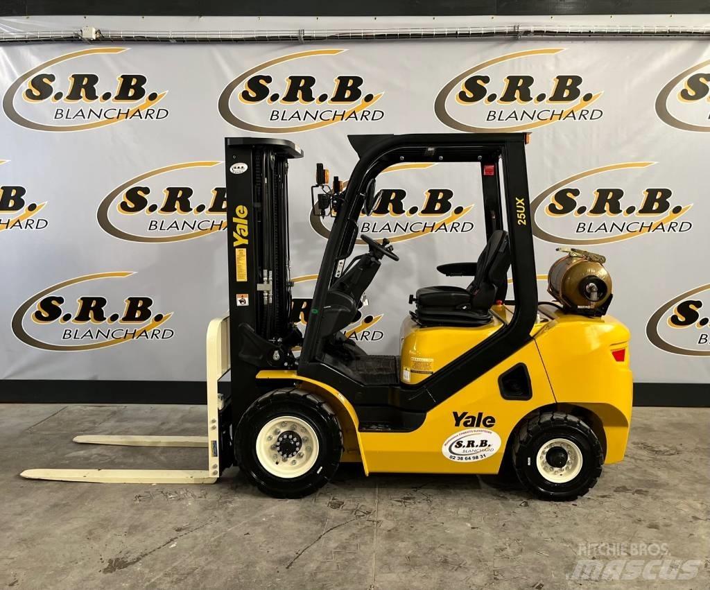 Yale GLP25UX Wózki LPG