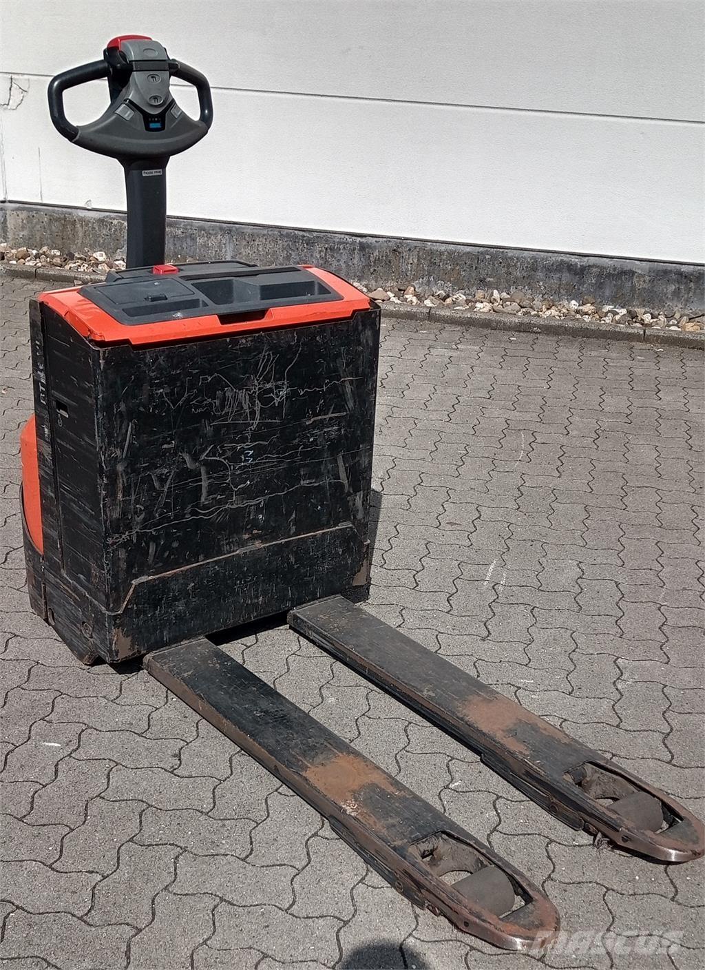 Toyota LWE 160 Wózki widłowe unoszące z dyszlem