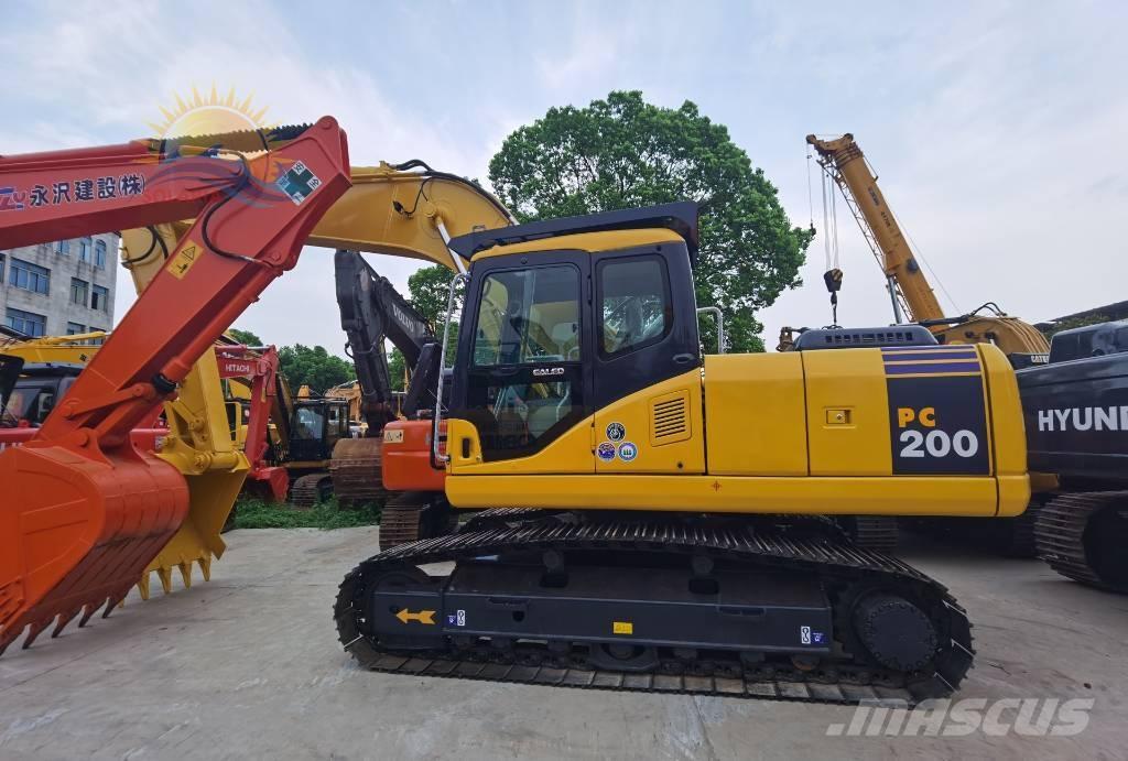 Komatsu PC 200-7 Koparki gąsienicowe