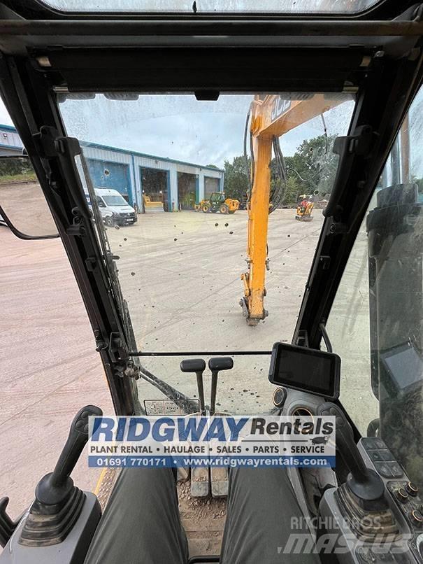 JCB 131 X L Koparki gąsienicowe