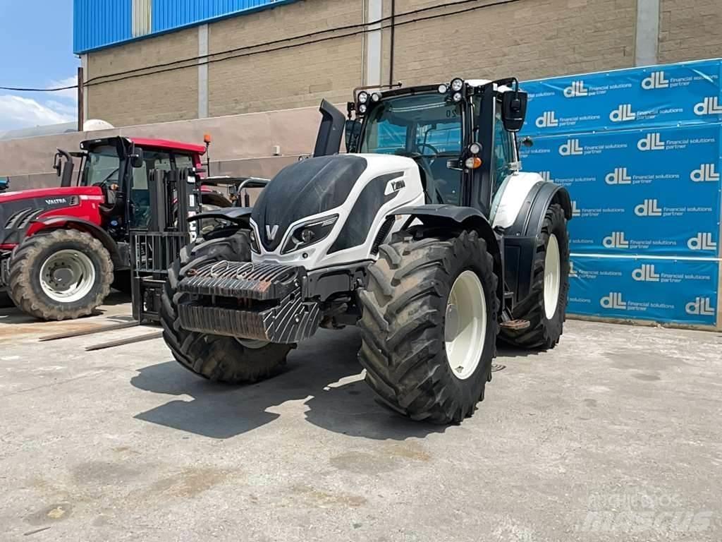 Valtra T174E Ciągniki rolnicze