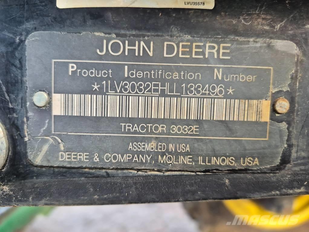 John Deere 3032 E Ciągniki rolnicze