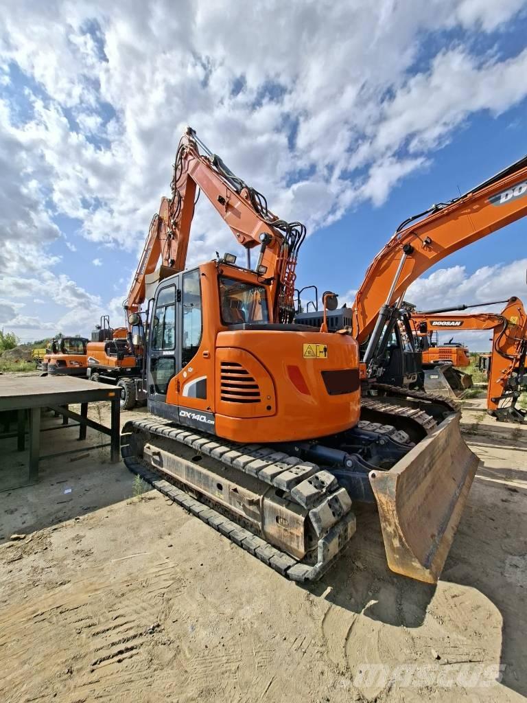 Doosan DX 140 LCR Koparki gąsienicowe