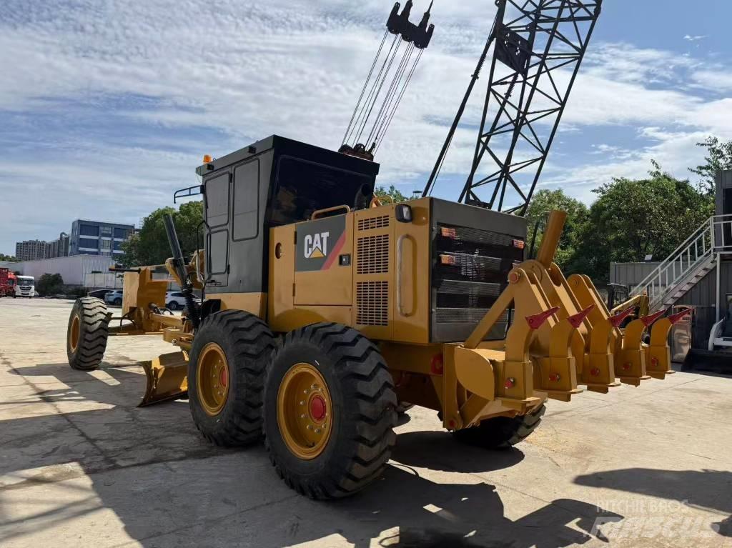 CAT 140 H Równiarki