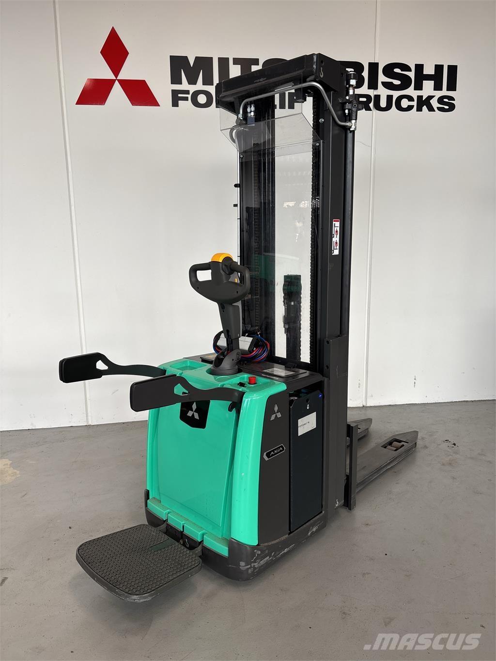 Mitsubishi SBV16PI Samojezdne maszyny do załadunku