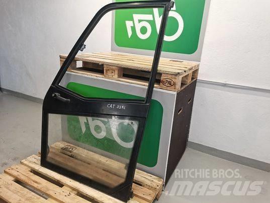 CAT TH407C door Kabiny i wnętrze