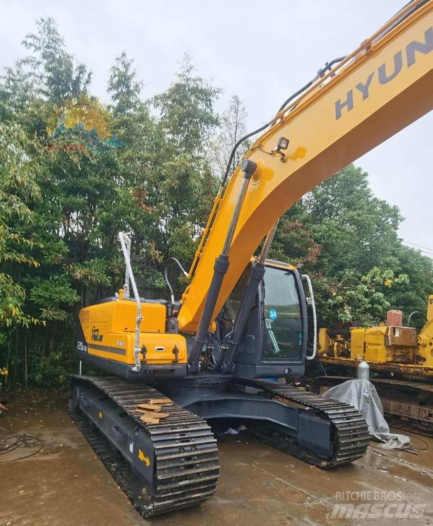 Hyundai R220LC-9S Koparki kołowe