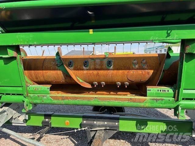 John Deere T 550 Kombajny zbożowe