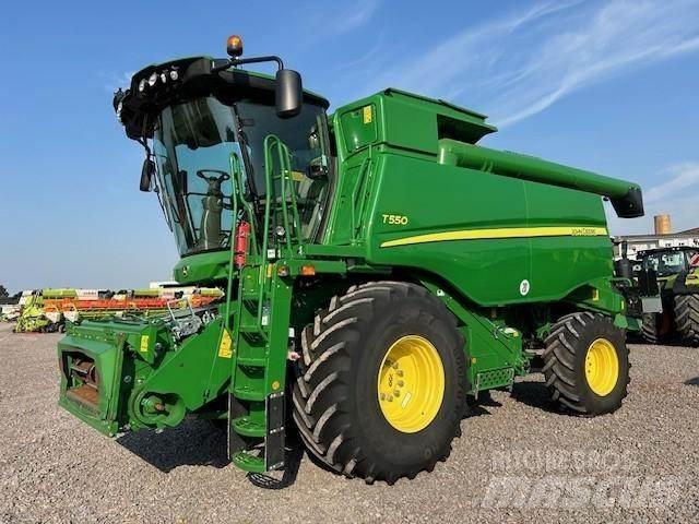 John Deere T 550 Kombajny zbożowe