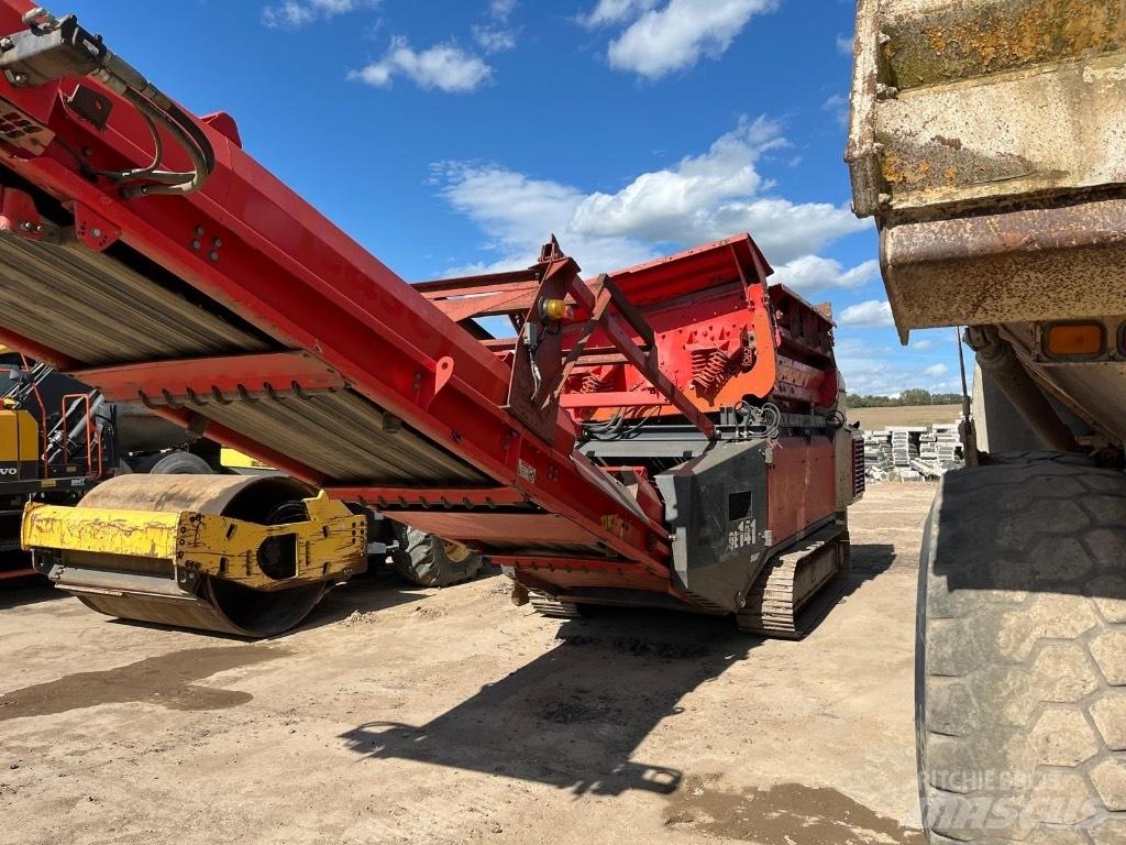Sandvik QE 141 Przesiewacze mobilne