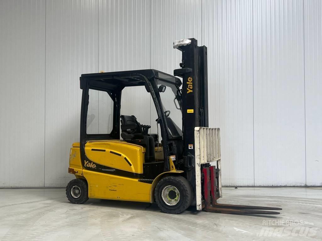 Yale ERP30VL Wózki elektryczne