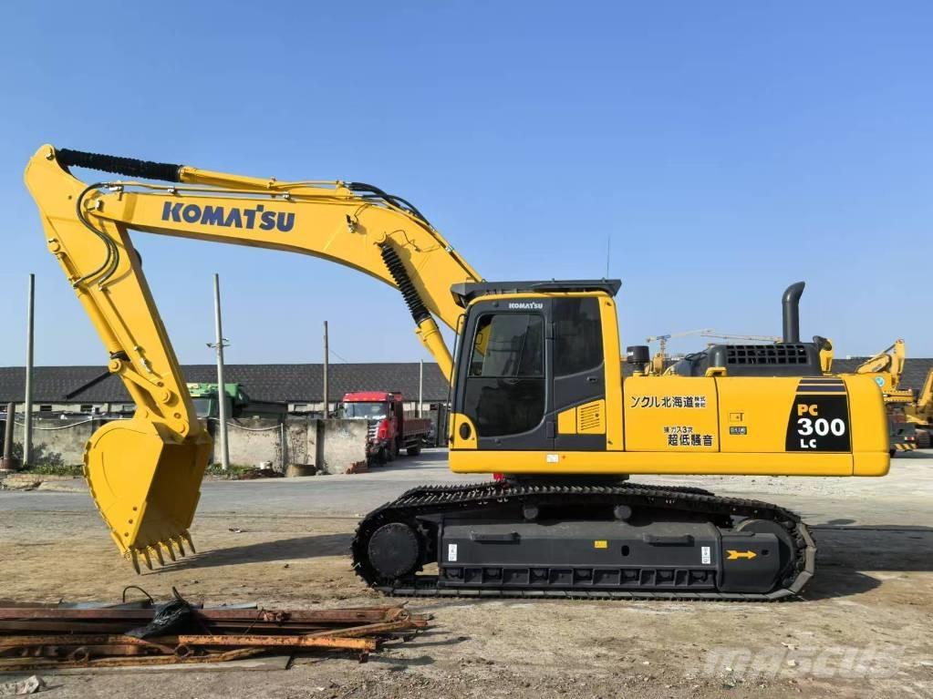 Komatsu PC 300-8 Koparki gąsienicowe