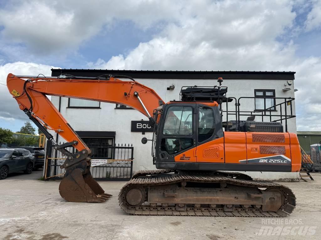 Doosan DX225LC-7 Koparki gąsienicowe