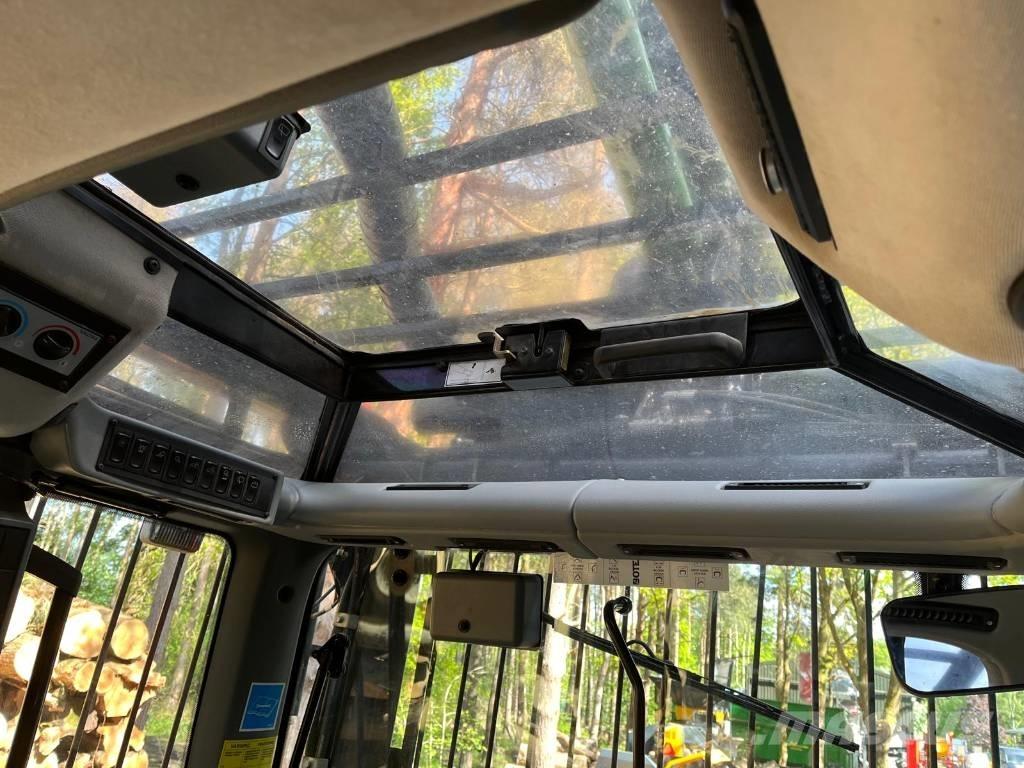 Valtra T183 Versu Ciągniki rolnicze