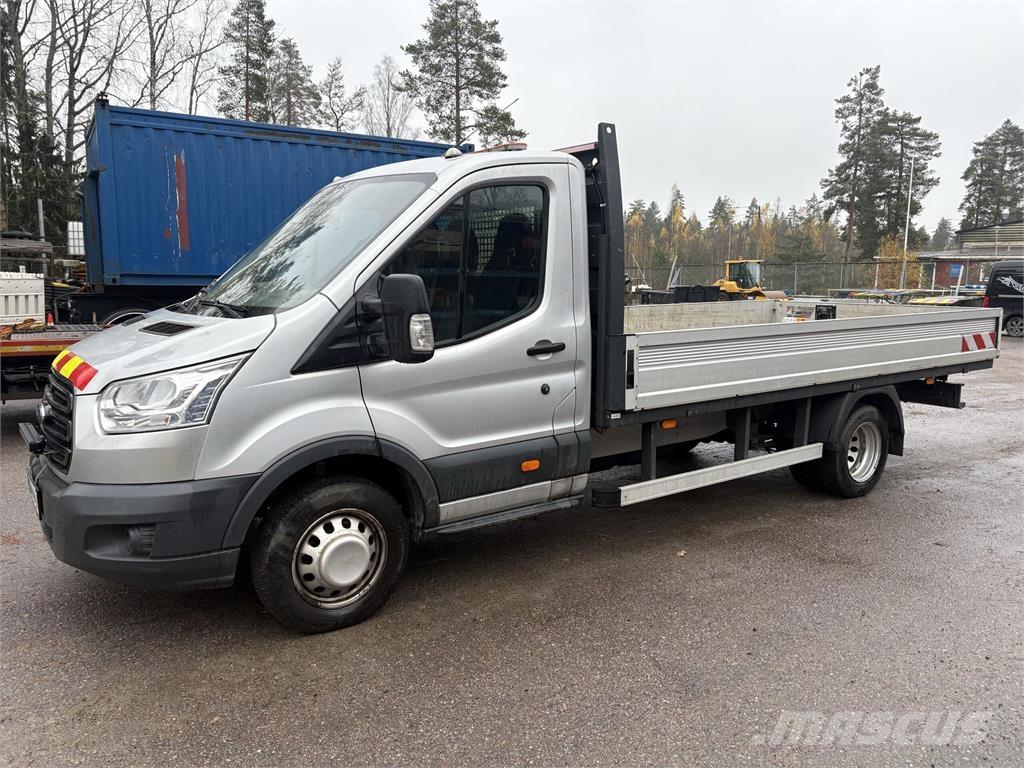 Ford Transit Pick-upy / Pojazdy z otwieranymi burtami