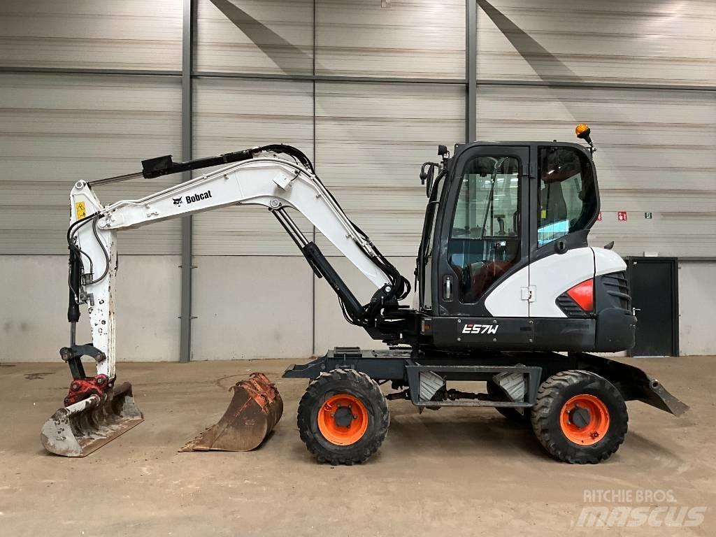Bobcat E 57 W Koparki kołowe