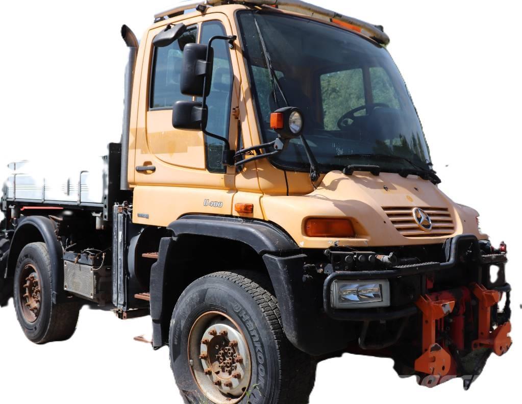 Unimog U400 Ciężarówki typu Platforma / Skrzynia