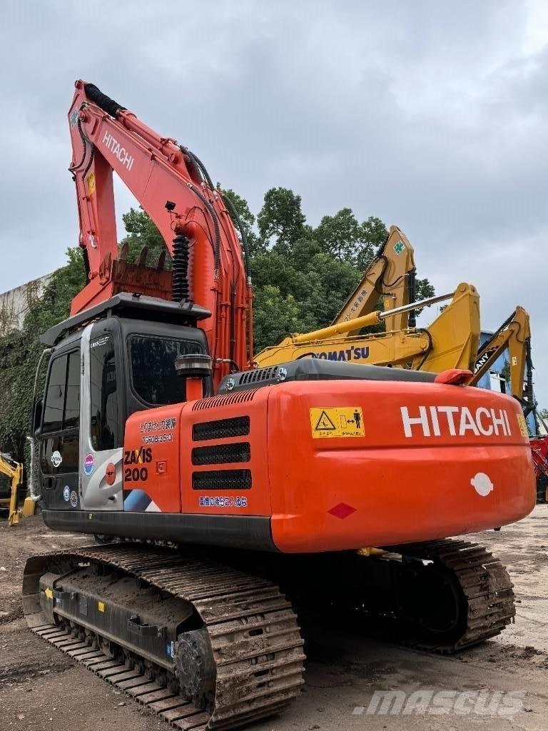 Hitachi ZX 200 Koparki gąsienicowe