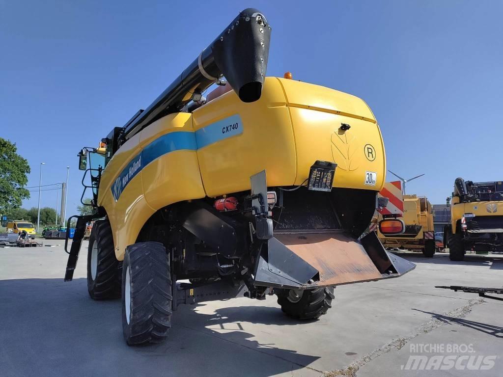 New Holland CX 760 Kombajny zbożowe