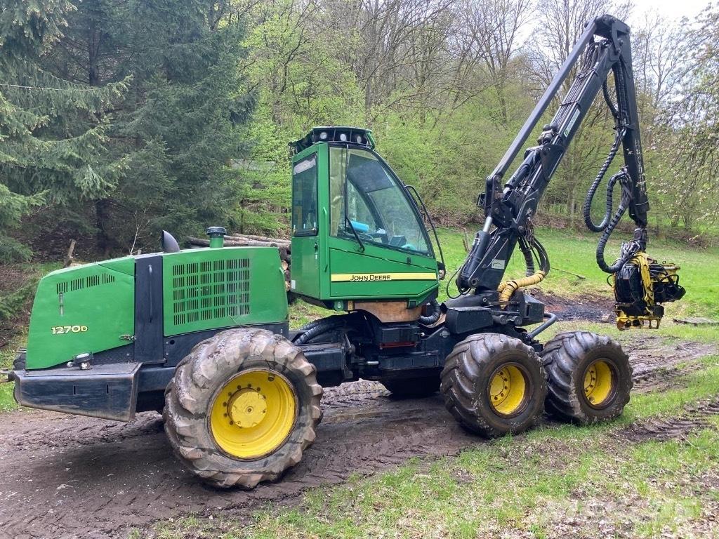 John Deere 1270 D Harwestery