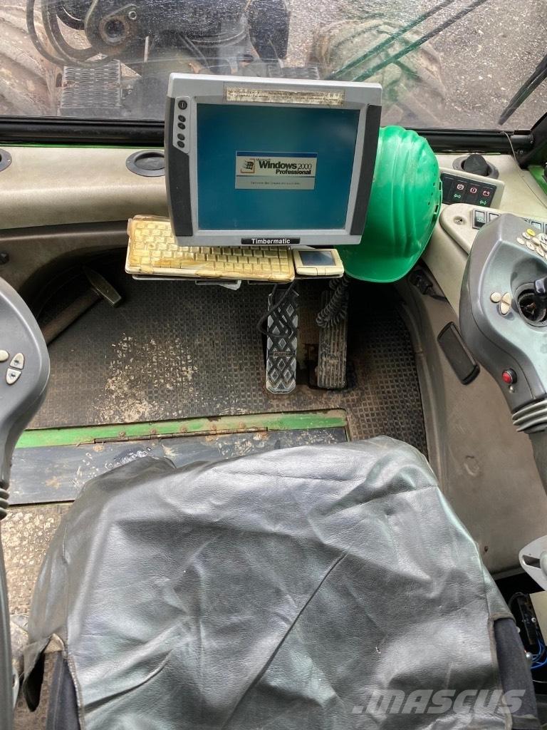 John Deere 1270 D Harwestery