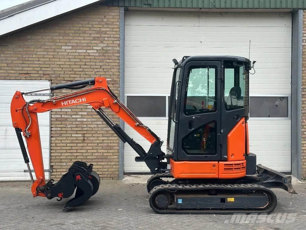Hitachi ZX26U-6CR Minikoparki