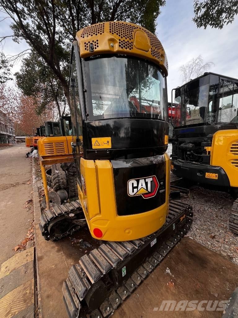 CAT 302 Koparki gąsienicowe
