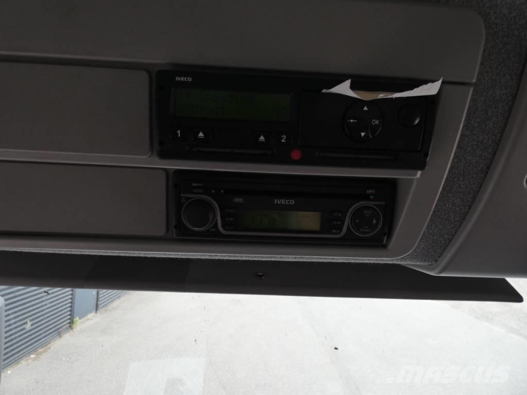 Iveco 90E 22 Samochody ciężarowe ze skrzynią zamkniętą