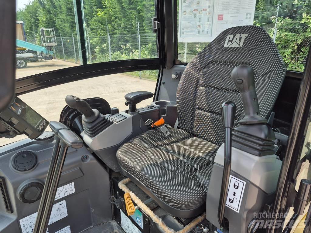 CAT 301.8 Minikoparki