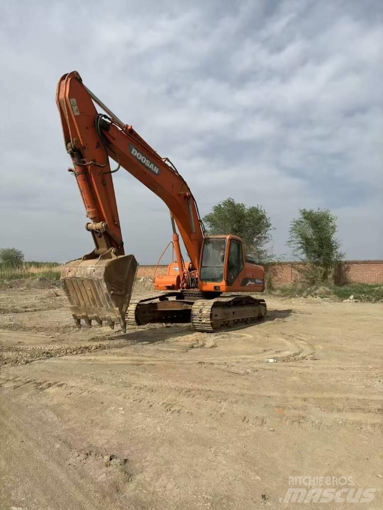 Doosan DH 300 LC-7 Koparki gąsienicowe
